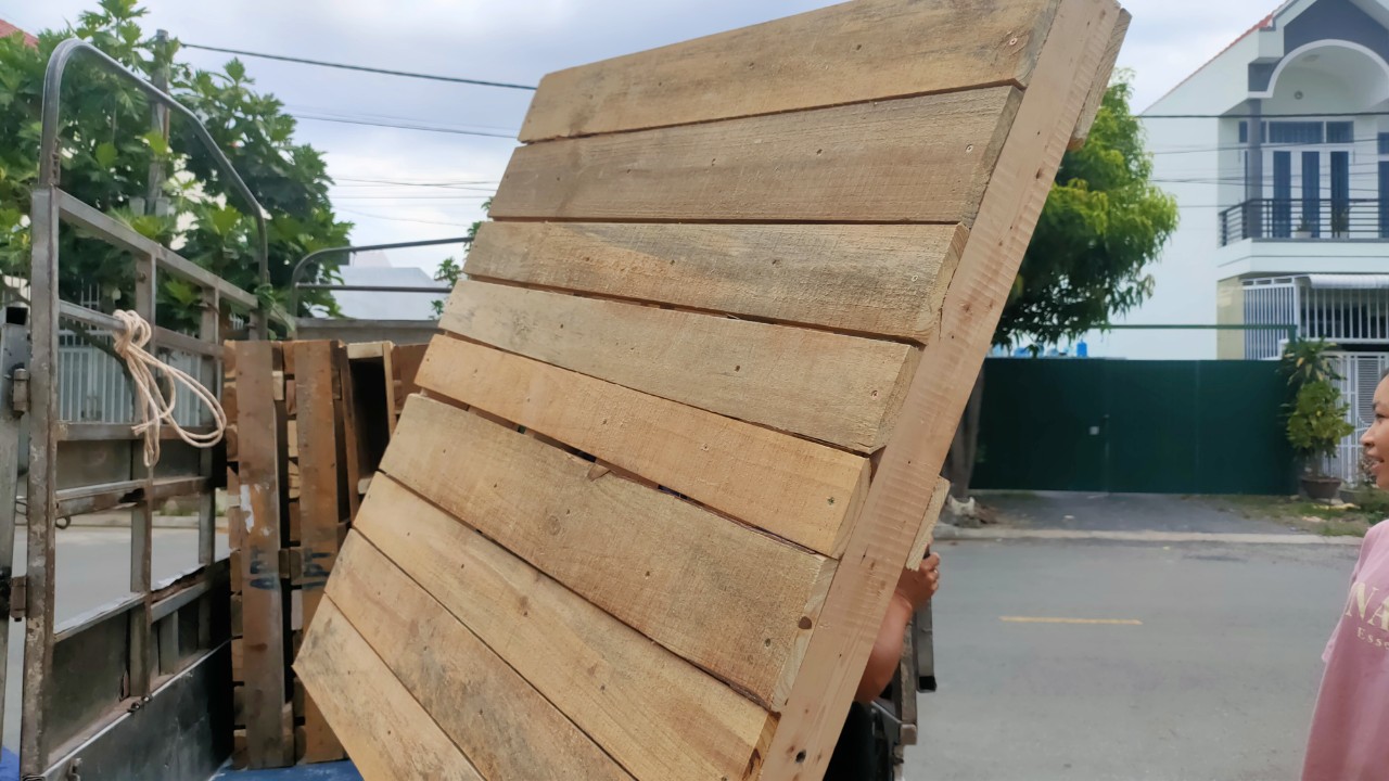 sàn pallet gỗ thông gạo nam tại Nha Trang, Ninh Hoà, Diên Khánh, Khánh Hoà