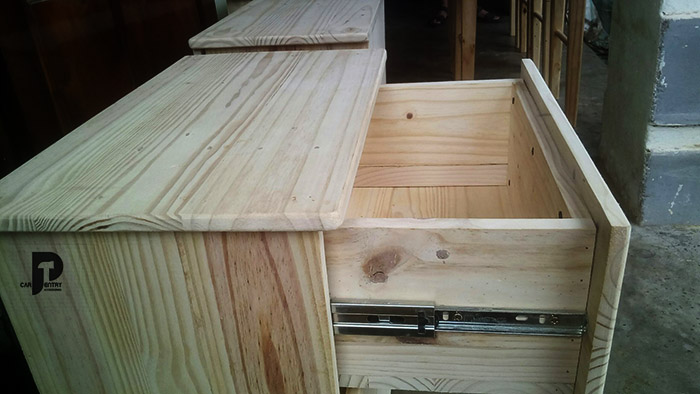 tủ hộc kê đầu giường gỗ thông Gạo Nam tại nha trang