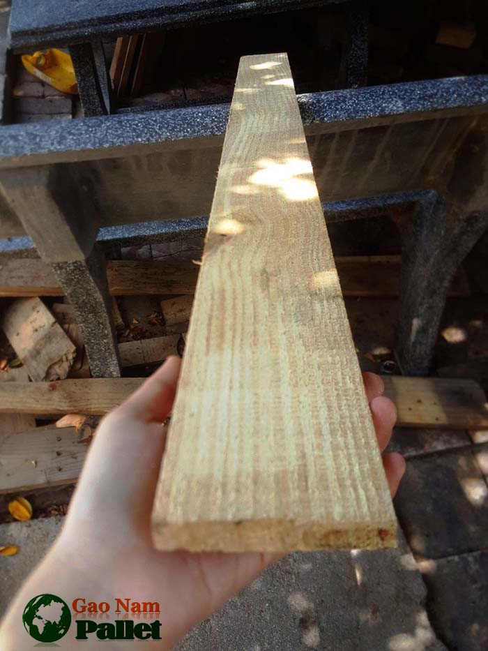 ván pallet gỗ thông tại nha trang giá rẻ